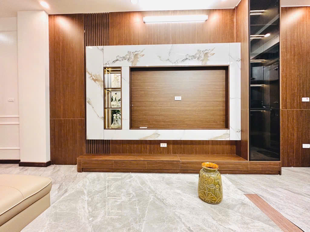 CẦU GIẤY-NHÀ DÂN XÂY ĐẸP LUNG LINH-FULL ĐỒ-THÔNG THOÁNG-TIỆN ÍCH BẠT NGÀN-ĐỂ Ở HỘ GIA ĐÌNH SIÊU ĐỈNH