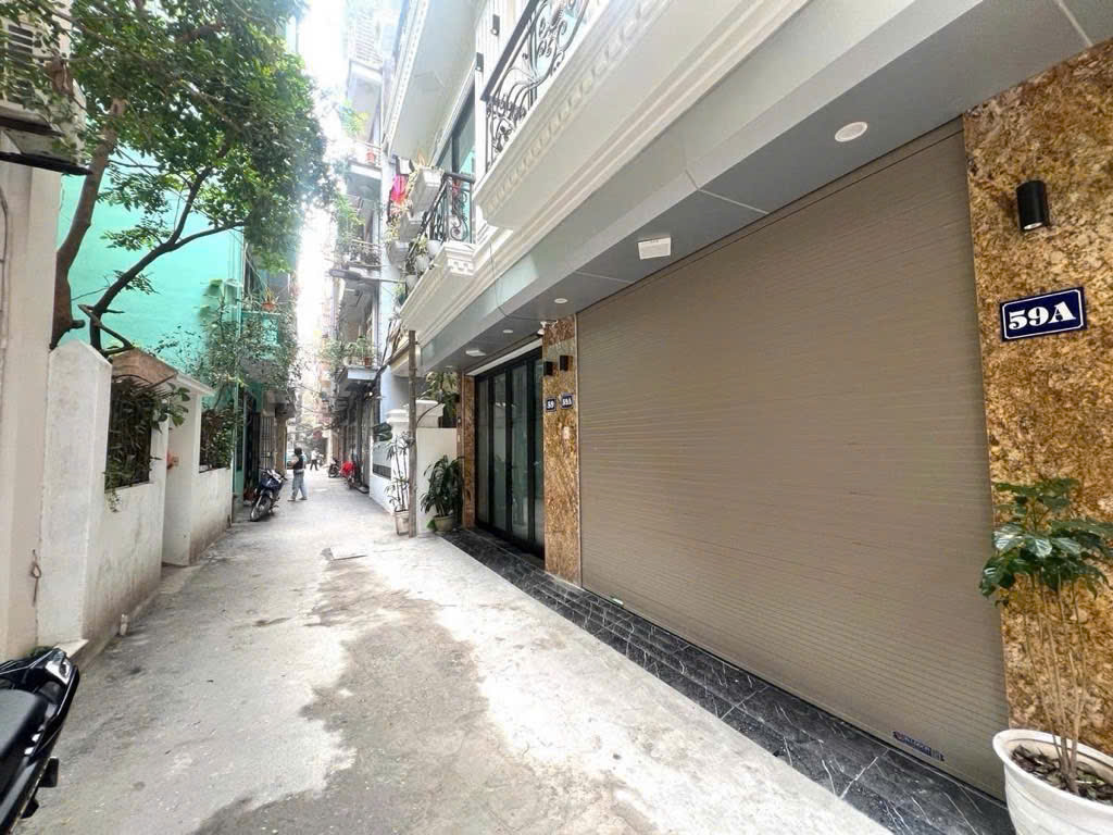 CHỦ CẦN BÁN CĂN NHÀ PHÂN LÔ TRONG KHU VỰC QUÂN ĐỘI, NHÀ XÂY MỚI ĐẸP-TRUNG TÂM CẦU GIẤY-Ô TÔ VÀO NHÀ-6 TẦNG CÓ THANG MÁY