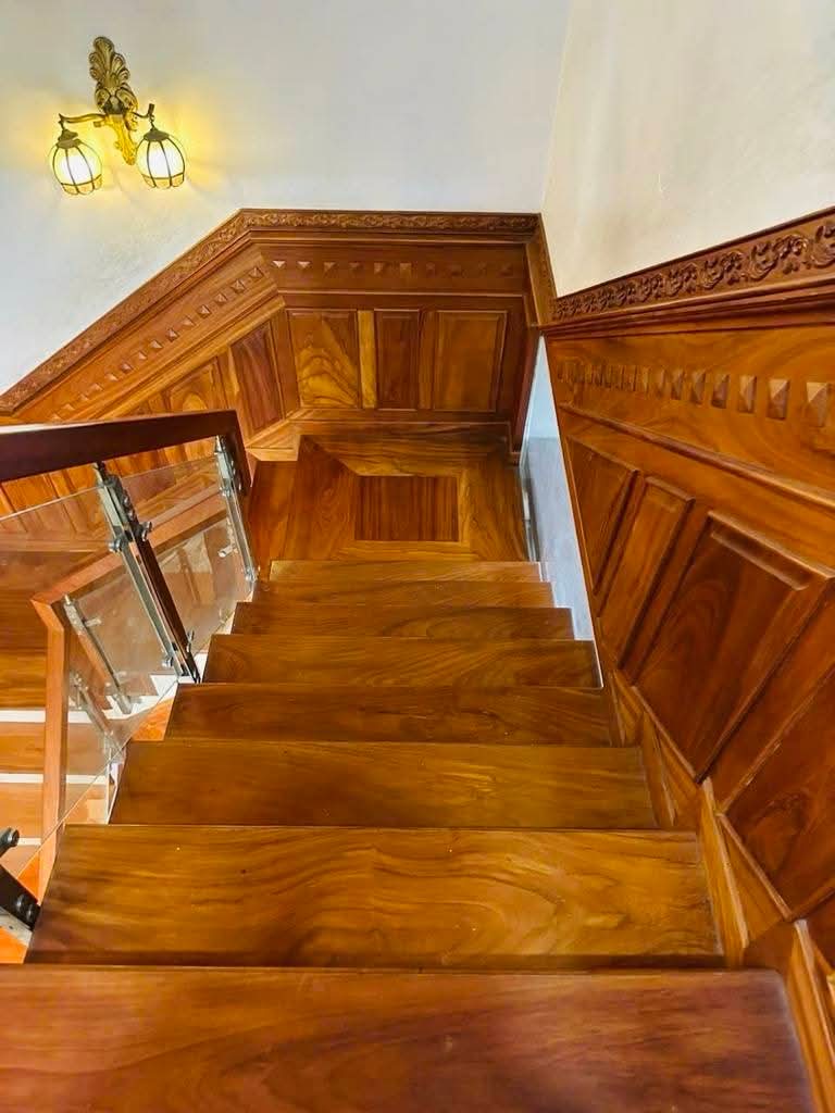 BÁN GẤP BIỆT THỰ ĐẸP, TRUNG MỸ TÂY 19 TẶNG HẾT NỘI THẤT, QUẬN 12, DT 125M2(5.1 × 25), GIÁ SIÊU RẺ, CHỈ 12.6 TỶ.