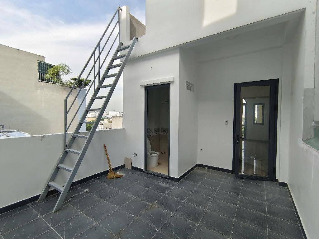 BÁN NHÀ THẠNH XUÂN 24, HẺM 5M THÔNG, 3 TẦNG BTCT, QUẬN 12, DT 64M2 (4× 16),GIÁ SIÊU RẺ, CHỈ NHỈNH 4.99 TỶ