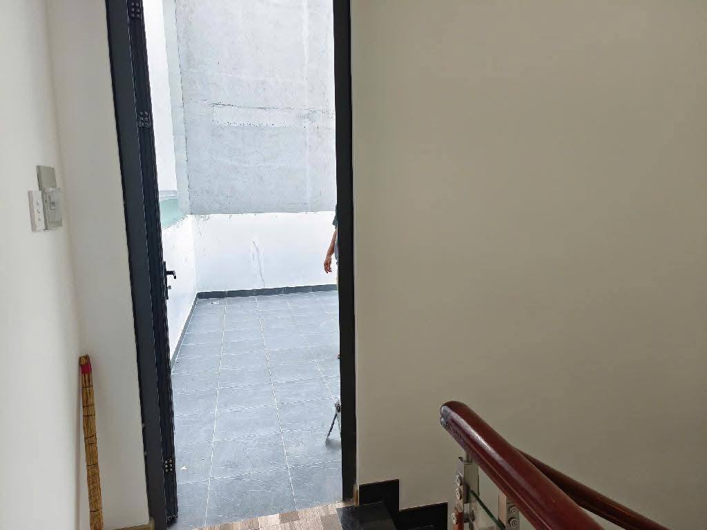BÁN NHÀ THẠNH XUÂN 24, HẺM 5M THÔNG, 3 TẦNG BTCT, QUẬN 12, DT 64M2 (4× 16),GIÁ SIÊU RẺ, CHỈ NHỈNH 4.99 TỶ
