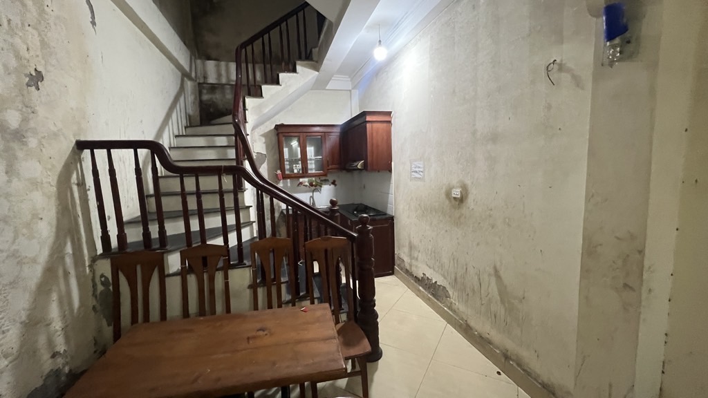 nhà 5 tầng, xây dựng kiên cố