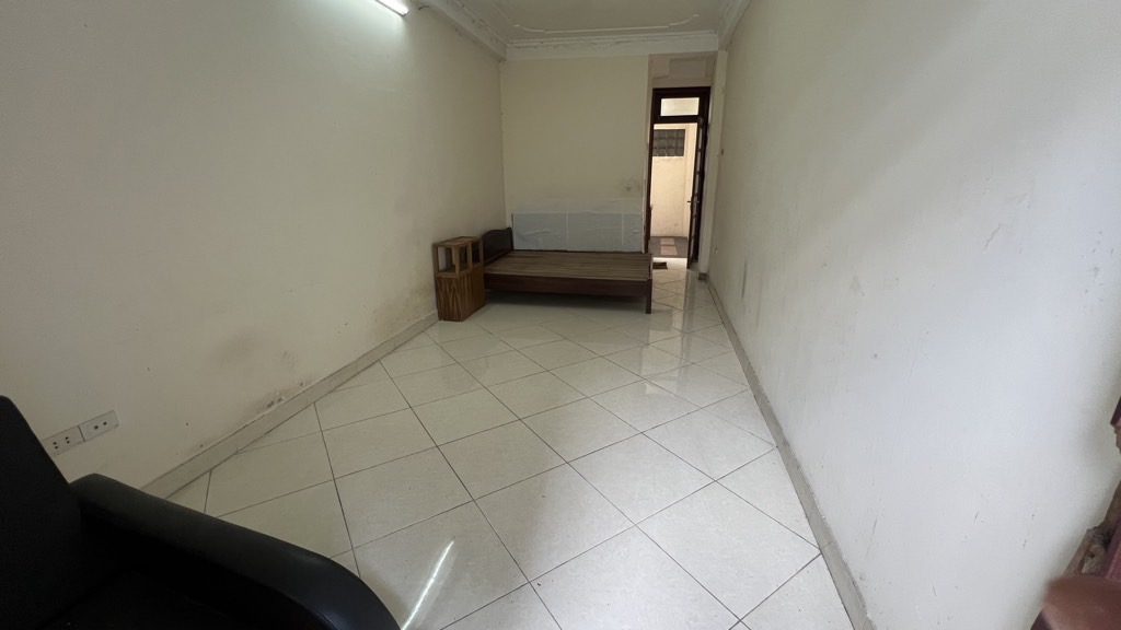 nhà 5 tầng, xây dựng kiên cố