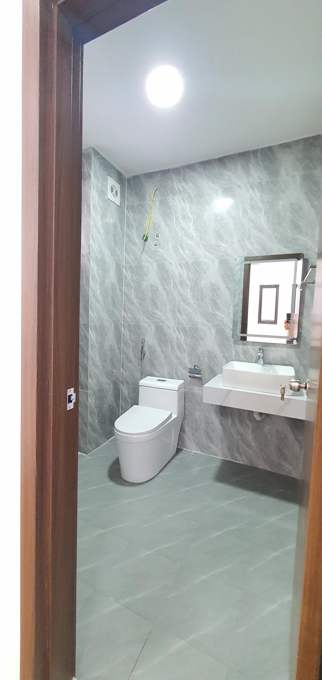 Mới KENG toạ lạc tại Thạch Bàn