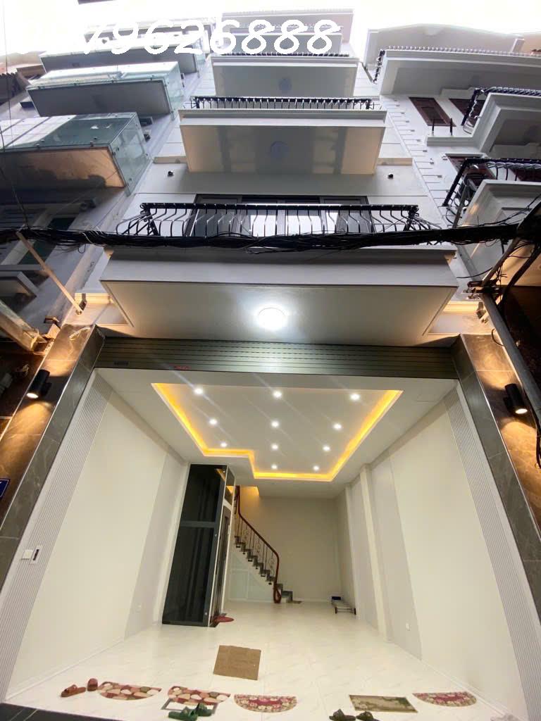 PHÂN LÔ KHU VIP NHẤT THANH XUÂN, GARA Ô TÔ, 6 TẦNG THANG MÁY NHẬP KHẨU. KINH DOANH ĐỈNH