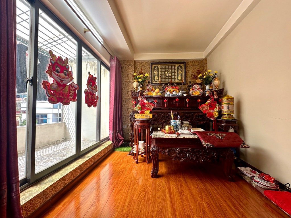 BÁN NHÀ TÂN MAI - Ô TÔ ĐỖ CỬA  DT 44M GIÁ 7.8 TỶ - 20M RA Ô TÔ TRÁNH.