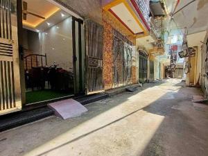 BÁN NHÀ ĐẸP PHỐ KIM NGƯU – HAI BÀ TRƯNG – GẦN PHỐ – NGÕ RỘNG – Ô TÔ ĐỖ CỬA – NHÀ ĐẸP Ở NGAY