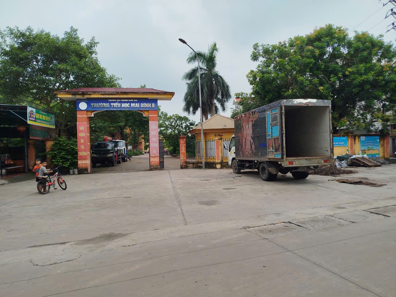 Bán đất Thái Phù
