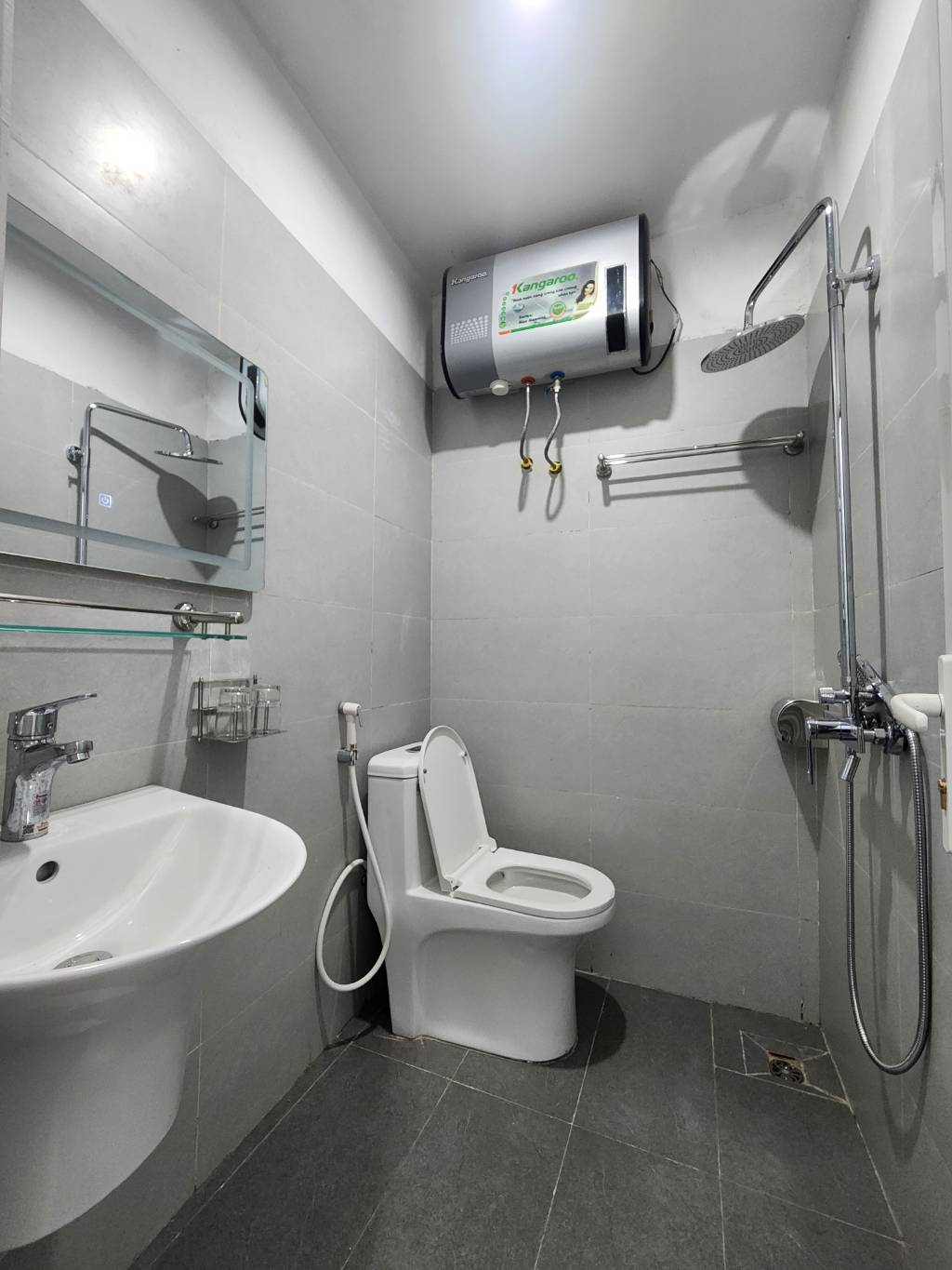 TÔN ĐỨC THẮNG - NHÀ ĐẸP Ở NGAY - FULL NỘI THẤT