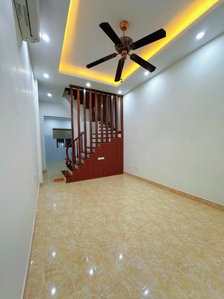 TRƯỜNG CHINH NGÕ NÔNG GẦN PHỐ - MỖI TẦNG 2 PHÒNG, NHÀ ĐẸP Ở NGAY- THOÁNG TRƯỚC SAU - 9,2 TỶ