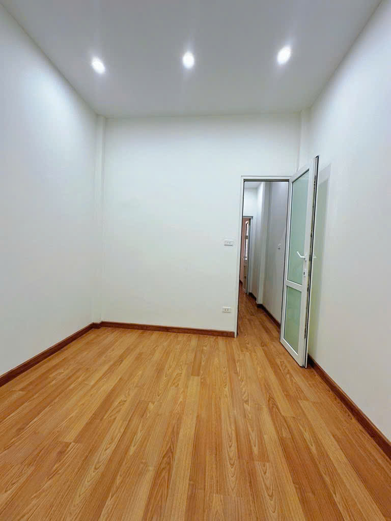 TRƯỜNG CHINH NGÕ NÔNG GẦN PHỐ - MỖI TẦNG 2 PHÒNG, NHÀ ĐẸP Ở NGAY- THOÁNG TRƯỚC SAU - 9,2 TỶ