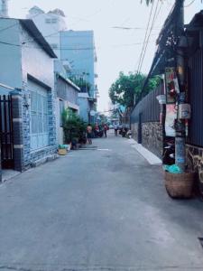 BÁN NHÀ QUẬN 7, 3 TẦNG, ĐƯỜNG HUỲNH TẤN PHÁT, HẺM RỘNG-THOÁNG, 4,5X17M, 5,X TỶ