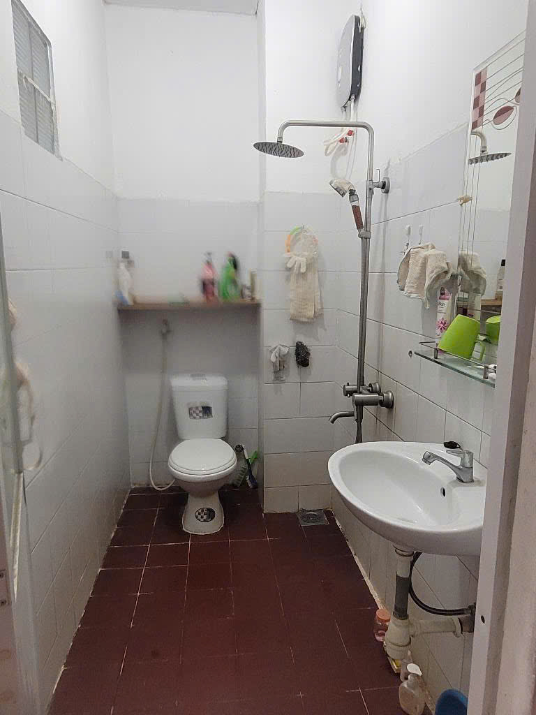 NHÀ 4 TẦNG CHÍNH CHỦ 1 ĐỜI – KHU CƯ XÁ DÂN TRÍ CAO – XE HƠI NGỦ TRONG NHÀ – CÓ CỬA SAU THOÁNG MÁT – AN TOÀN TUYỆT ĐỐI – 11.X TỶ (NHỎ)