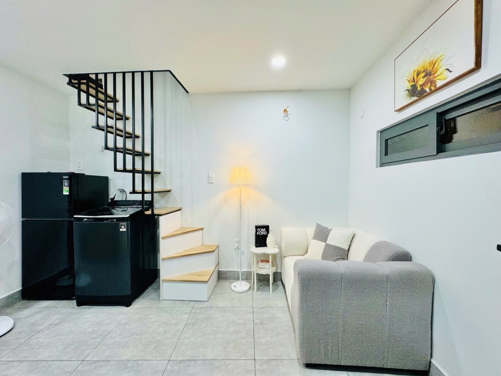 MẶT TIỀN ĐANG KINH DOANH – VỊ TRÍ ĐẮC ĐỊA, KHU VỰC SẦM UẤT, PHÙ HỢP KINH DOANH MỌI NGÀNH NGHỀ