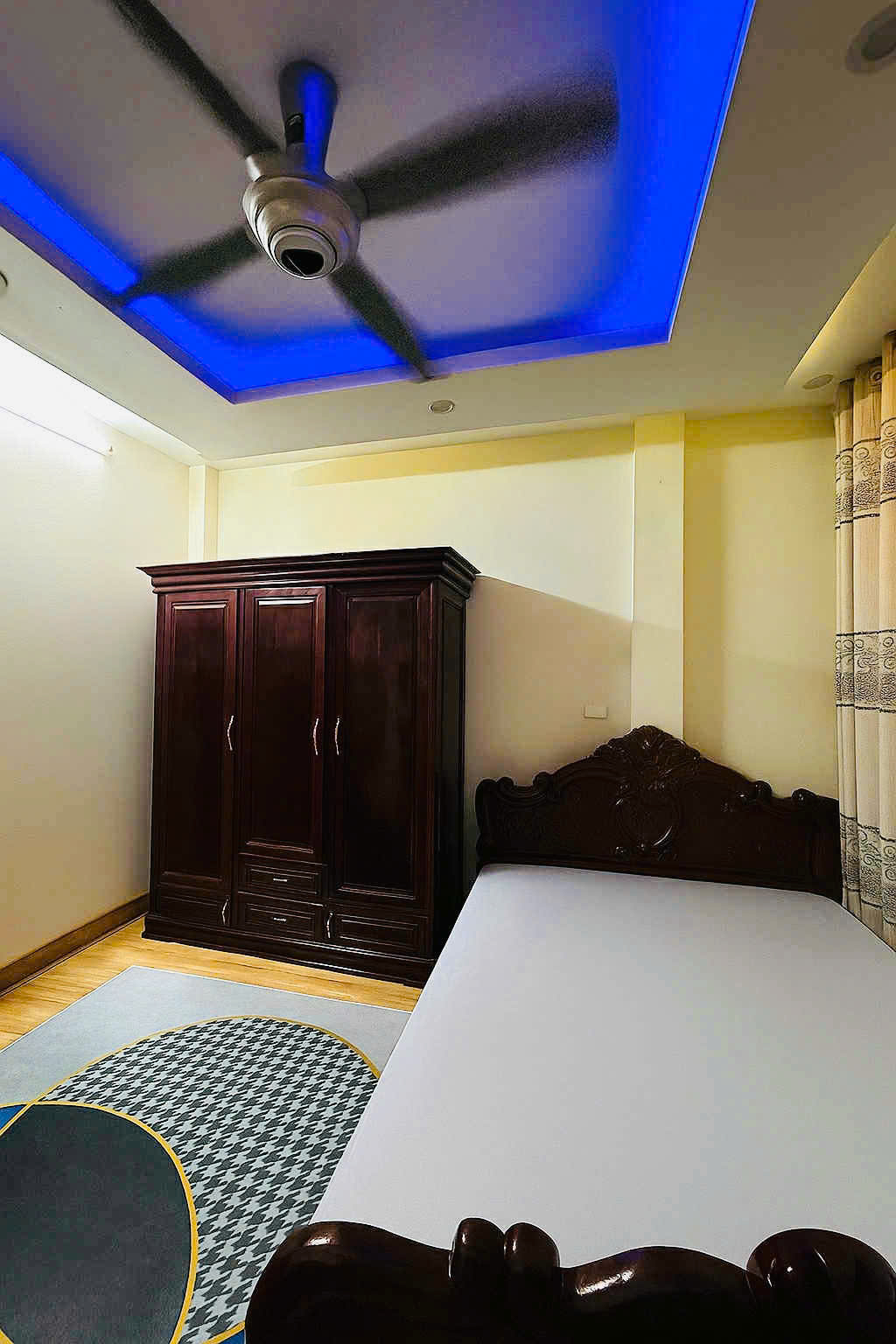 B.Á.N CCMN - MẶT NGÕ PHÙNG KHOANG - Ô TÔ ĐỖ CỬA - FULL NỘI THẤT - THANG MÁY - DÒNG TIỀN 40TR/THÁNG - CHỈ 10.5 T.Ỷ