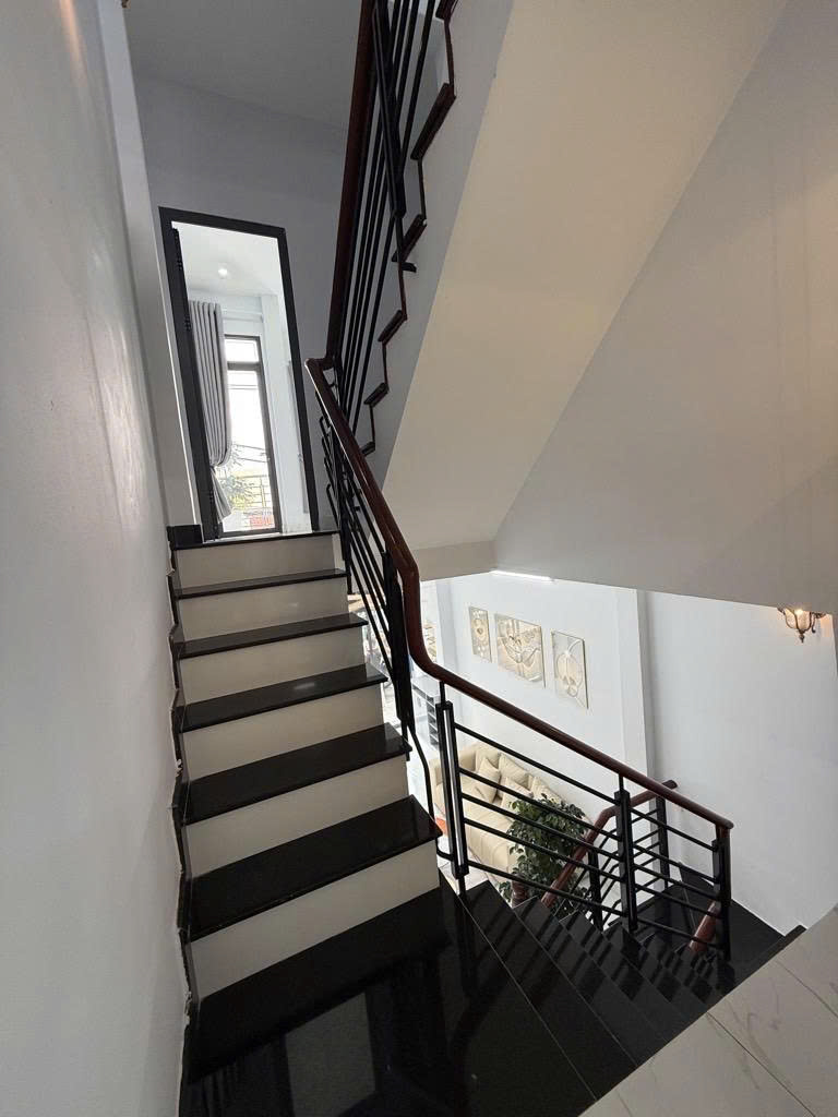 SIÊU PHẨM TÂN BÌNH 2 MẶT HẺM - HXH - 3 TẦNG - 42M2 - 4PN - VỊ TRÍ CỰC ĐẸP - CHỈ 4.98 TỶ