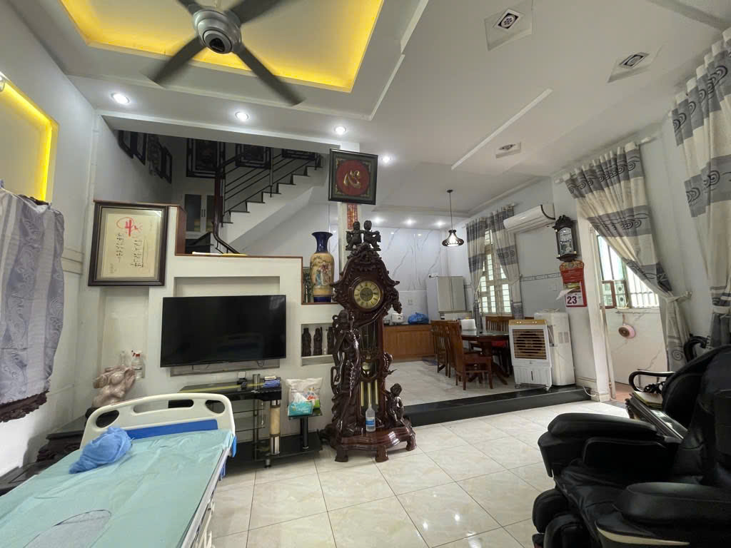LÔ GÓC 2 MẶT XE TẢI ĐS 1 - 63m2 5 TẦNG  - CÁCH 1 CĂN RA VIEW SÔNG - NHỈNH 7 TỶ   Mô tả: V0.7760111