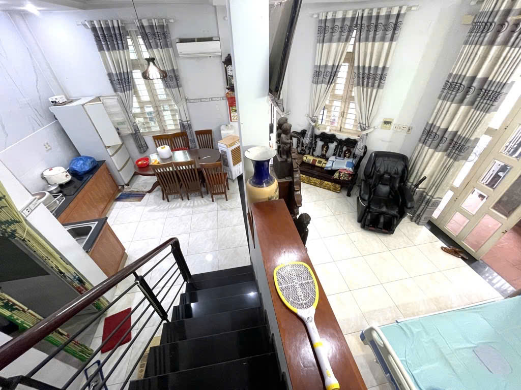 LÔ GÓC 2 MẶT XE TẢI ĐS 1 - 63m2 5 TẦNG  - CÁCH 1 CĂN RA VIEW SÔNG - NHỈNH 7 TỶ   Mô tả: V0.7760111