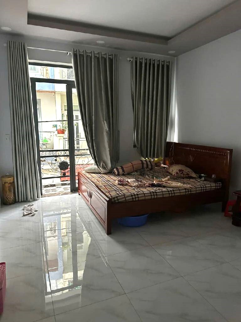 Bán NR 4 tầng tại Lê Văn Quới, Bình Trị Đông, Bình Tân, HCM, giá hời 6,7 tỷ thương lượng
