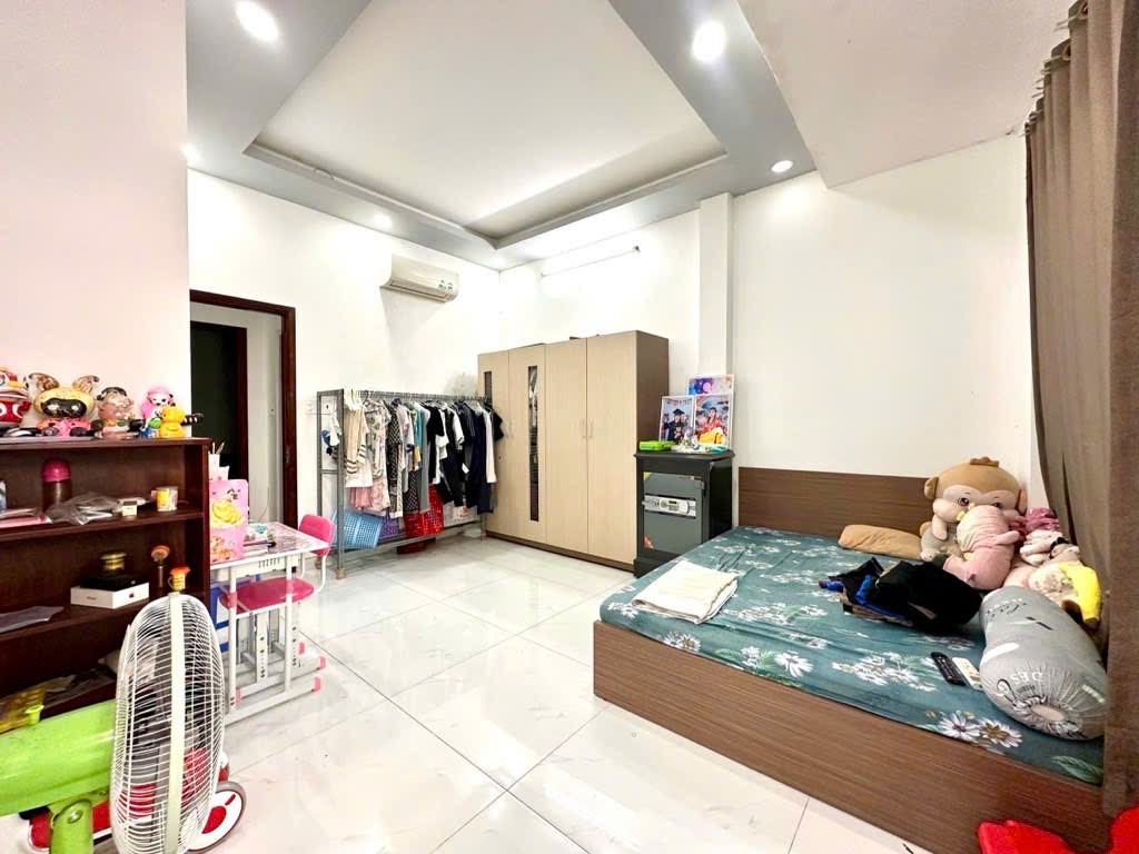 Bán nhà Phú Thọ Hoà - HẺM Ô TÔ - 4.5 x 11.5 - 3 Tầng - Nhà mới, nhỉnh 6 TỶ.