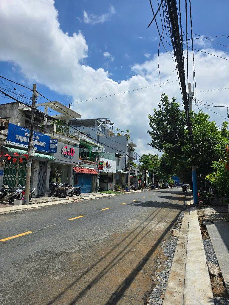 Cần bán nhà mặt tiền Hàn Thuyên - Bình Thọ
