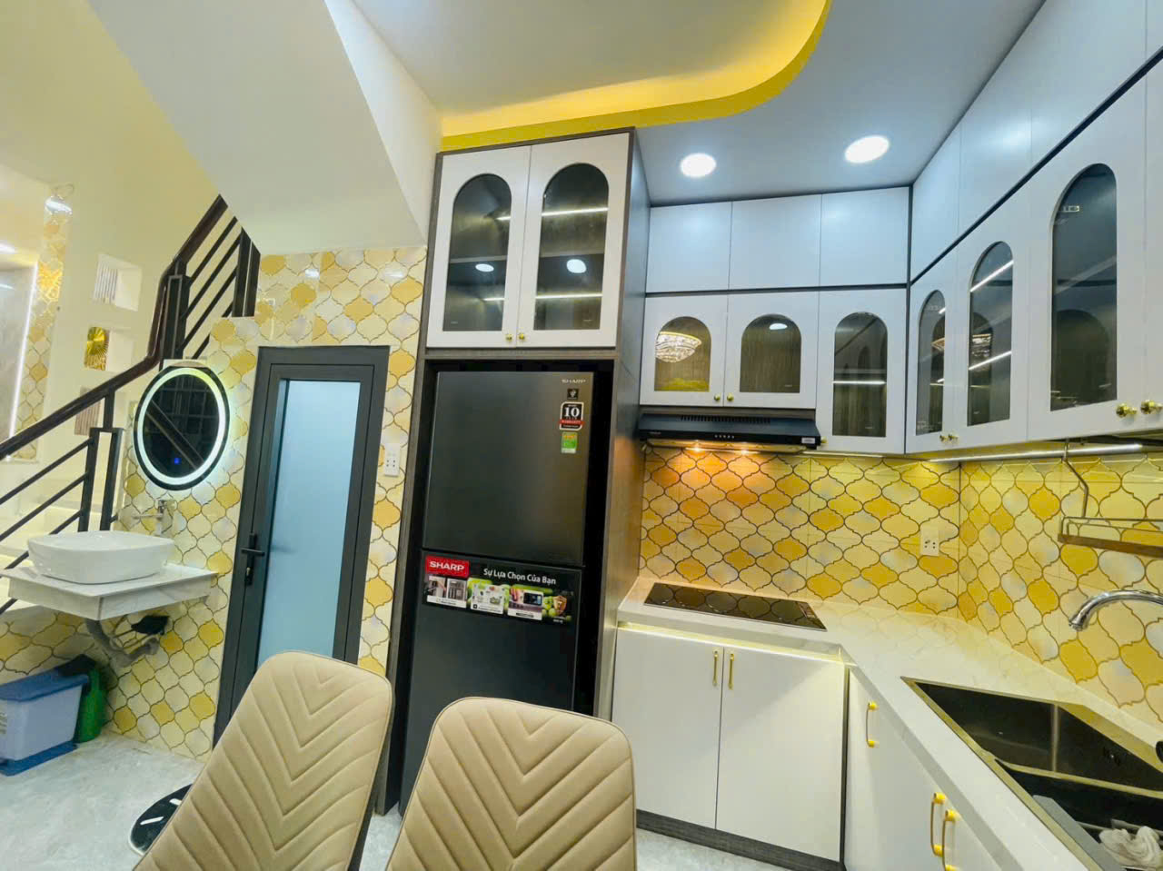 BÁN NHÀ 2 MẶT HẺM Ô TÔ NGỦ TRONG NHÀ PHAN VĂN TRỊ_ 4 PHÒNG NGỦ_4WC
