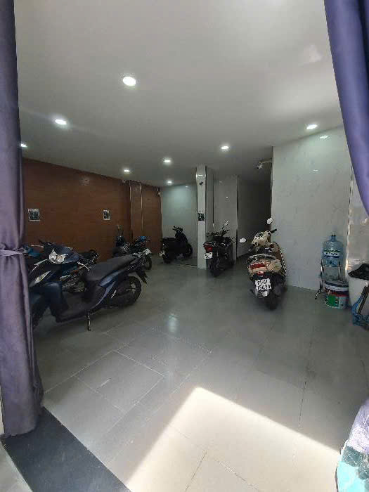 CĂN HỘ DỊCH VỤ 10 PHÒNG DOANH THU HƠN 60 TRIỆU/THÁNG NGAY TT QUẬN 4