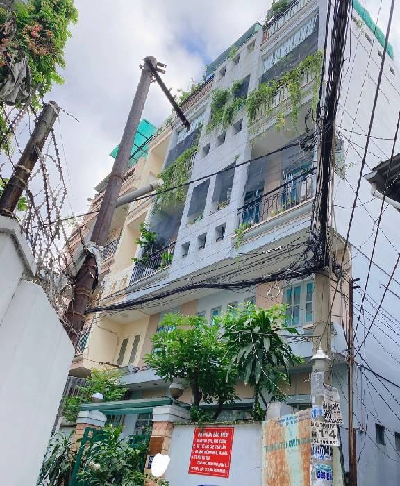 NHà Q3 - 5 tầng - ngang 6,6m - dòng tiền 15tr/Tháng