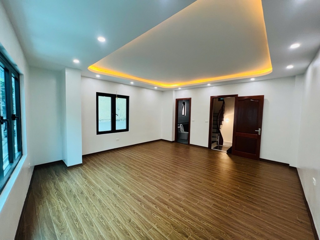 KINH DOANH - Ô TÔ - LÔ GÓC ĐÀO TẤN 42M2, MT 8M - BÁN ĐẤT TẶNG NHÀ 3 TẦNG