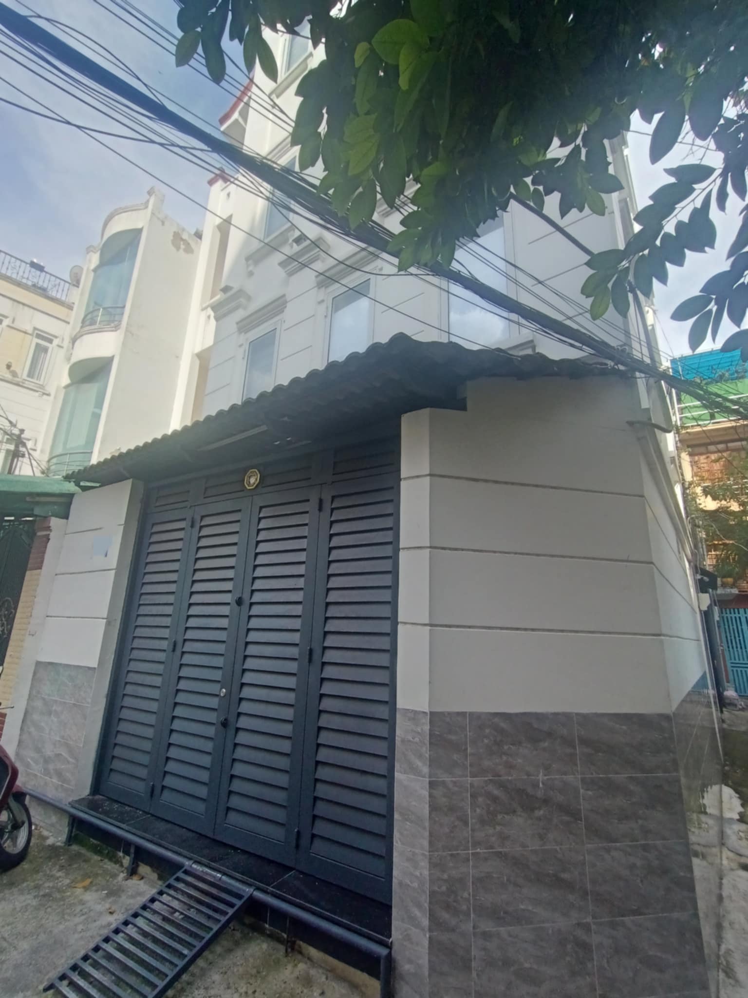 Bán nhà  Nguyễn Văn Đậu - Bình Thạnh. Cách mặt tiền chỉ 10m. Giá 7.x tỷ