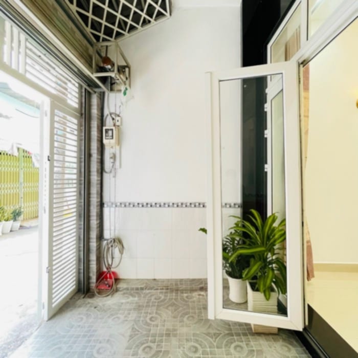 BÁN NHÀ HẺM Ô TÔ - 3 TẦNG - HOÀN CÔNG ĐẦY ĐỦ - THU NHẬP 15TR/THÁNG