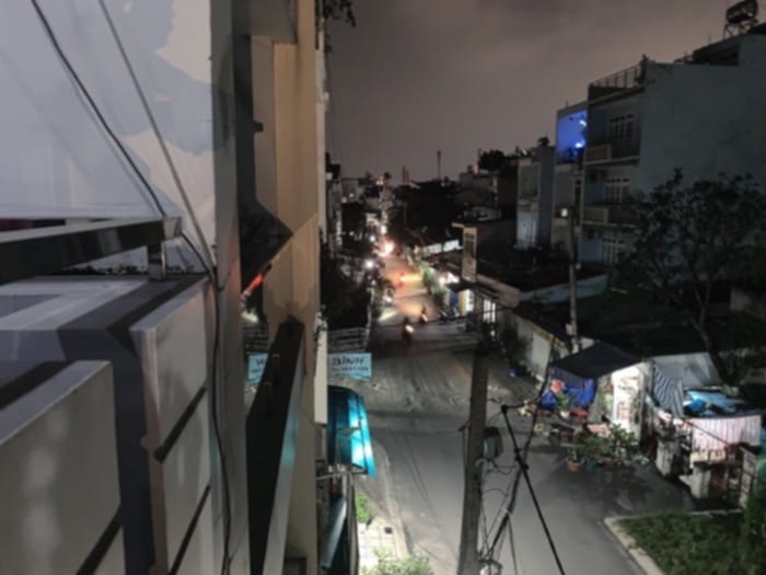 BÁN NHÀ HẺM 8M CÓ VỈA HÈ - XE HƠI 7 CHỖ ĐẬU TRONG NHÀ - KHU TRUNG TÂM