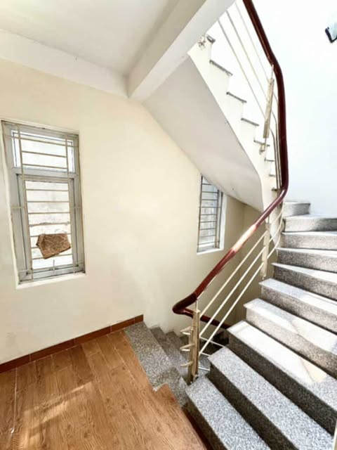 Chỉ 6,3 tỷ có ngay nhà. Chủ nhà rất thiện chí bán. Sổ đỏ chính chủ, pháp lý chuẩn