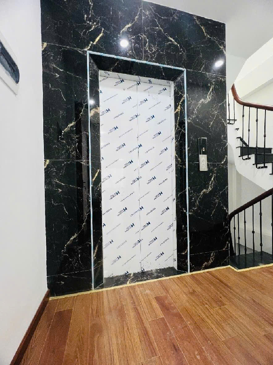 Bán nhà mới, Xuân Phương, 6 tằng, thang máy,  35m2, 9.2 tỷ