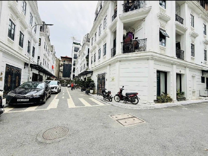Bán Liền kề Vinhome Hàm Nghi, Mỹ Đình,  siêu phẩm, 55m2, 22 tỷ.