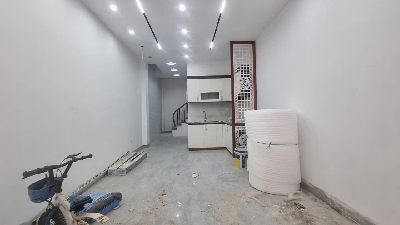 SIÊU PHẨM Ô TÔ VÀO NHÀ - HÀNG XÓM KĐT - TIỆN ÍCH BẠT NGÀN -THANG MÁY