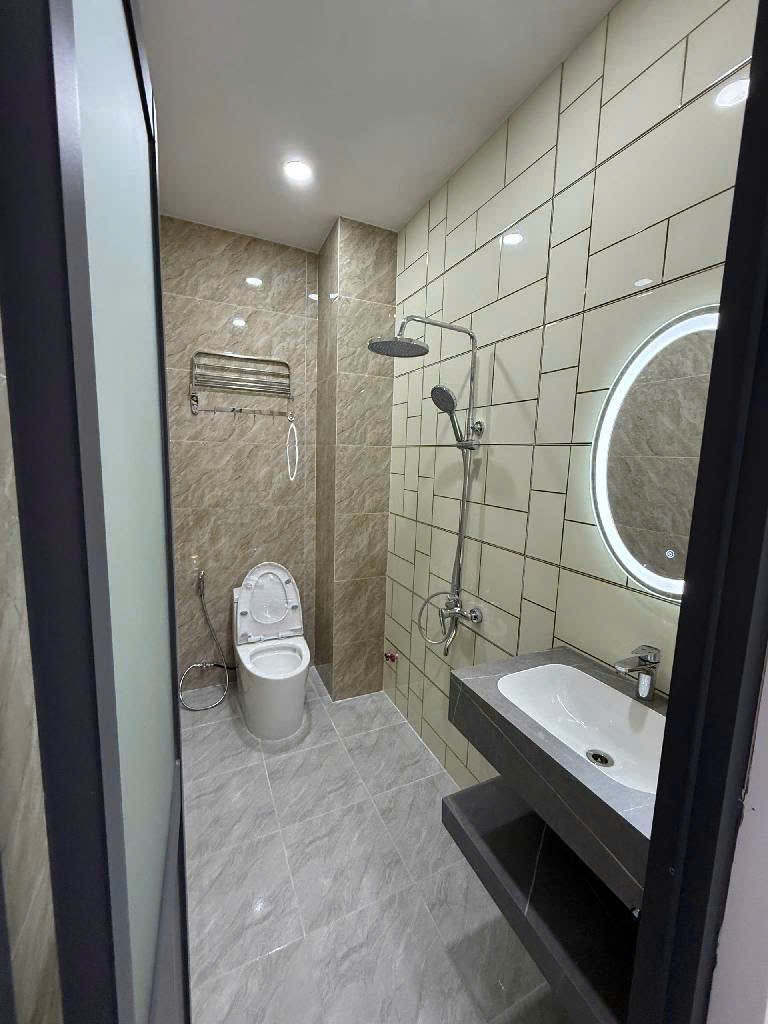 Bán nhà hẻm thông Phan Anh 5,6 tỷ