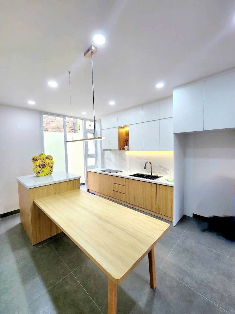 SIÊU PHẨM BÌNH TÂN-HẺM 7M THÔNG-NGAY HƯƠNG LỘ 2- 4 TẦNG - 4PN- NHỈNH 5T(TL)