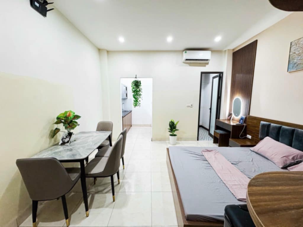 Bán gấp CHDV Đa Sỹ- 5 Tầng- 8 Ngủ- Có Thang Máy- Nhà Mới- Dòng Tiền Ổn Định- Chỉ 8.2 Tỷ- 08183332223