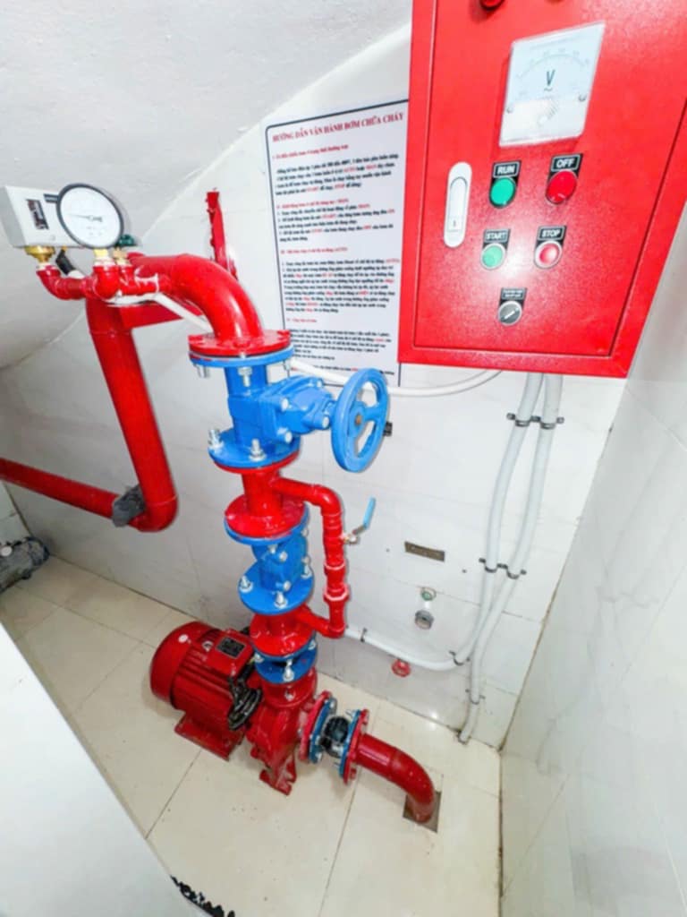 Bán gấp CHDV Đa Sỹ- 5 Tầng- 8 Ngủ- Có Thang Máy- Nhà Mới- Dòng Tiền Ổn Định- Chỉ 8.2 Tỷ- 08183332223