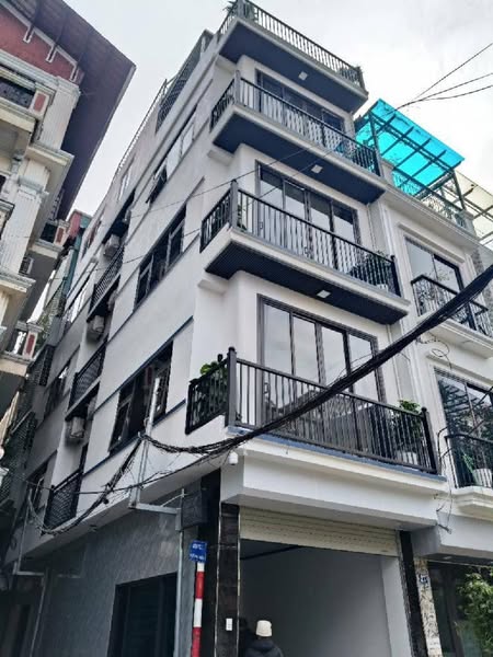 Nhà Văn quán Hà Đông - ô tô tránh,dừng dỗ ngày đêm (quay đầu) - kinh doanh - 3 bước ra hồ - Lô góc - Thang Máy - 14tỷ