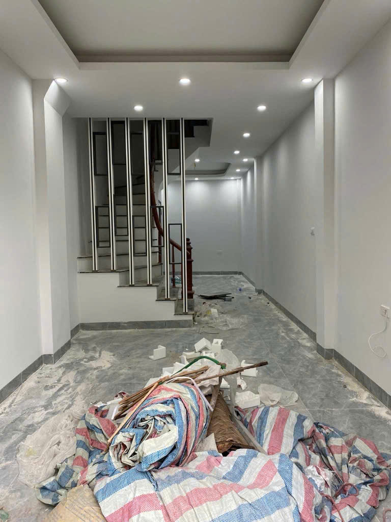NƠI AN CƯ LẠC NGHIỆP CỦA MỖI GIA ĐÌNH TẠI DI TRẠCH HOÀI ĐỨC	   VỊ TRÍ ĐẸP NGÕ RỘNG - 2 MẶT THOÁNG TRƯỚC SAU CỰC MÁT - TẶNG TOÀN BỘ NỘI THẤT MỚI.