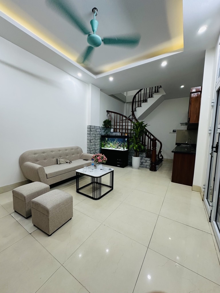 SIÊU PHẨM LÔ GÓC – GẦN MẶT PHỐ – NGÕ NÔNG, RỘNG – Ô TÔ 4 CHỖ VÀO TẬN NHÀ