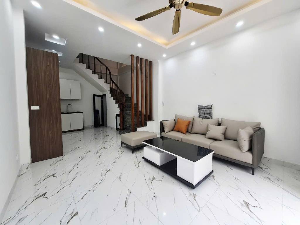 LÔ GÓC 3 THOÁNG - Ô TÔ CÁCH 15M - RA MẶT PHỐ 50M - FULL NỘI THẤT - NHÀ ĐẸP Ở NGAY