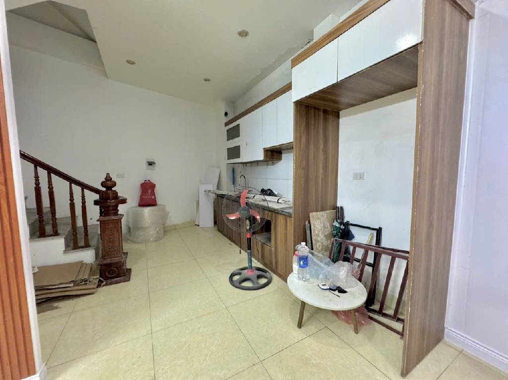 NHÀ ĐẸP – MỚI XÂY – 10M RA Ô TÔ – Ở CỰC SƯỚNG
