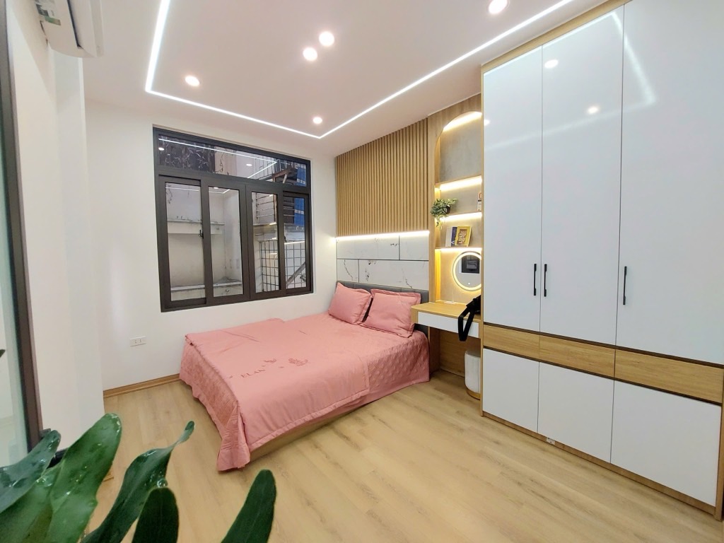 HOA HẬU HAI BÀ TRƯNG - NHÀ ĐẸP LONG LANH