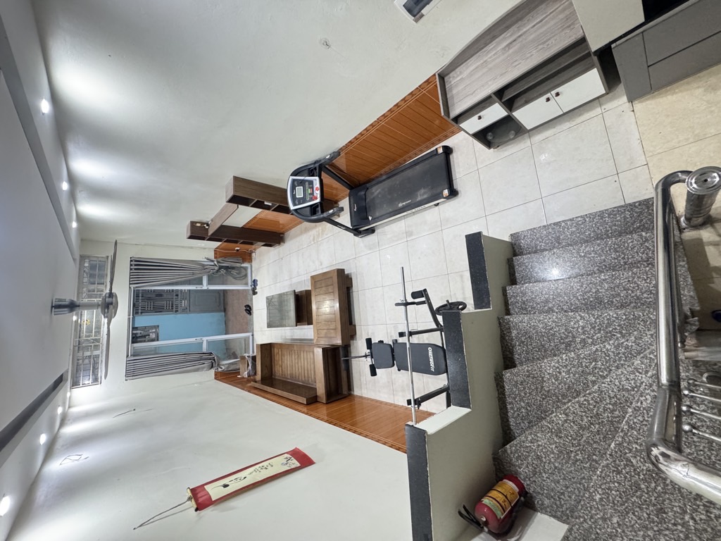 Ngã tư sở 45m2 3.7 mặtT hơn 10 tỷ nhỏ sổ vuông phân lô