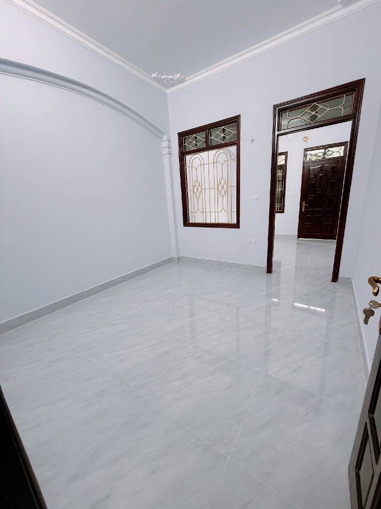 TRƯƠNG ĐỊNH – PHÂN LÔ –  10M RA PHỐ