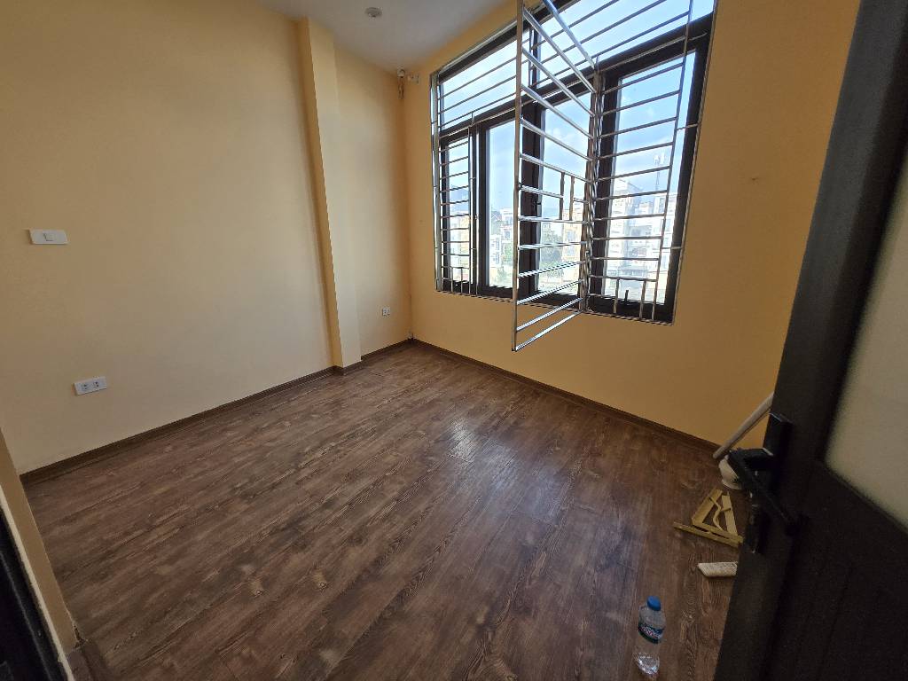 Tả Thanh Oai - Thanh Trì - NHÀ ĐẸP PHÂN LÔ 33M² - CÁCH Ô TÔ TRÁNH VÀI BƯỚC CHÂN