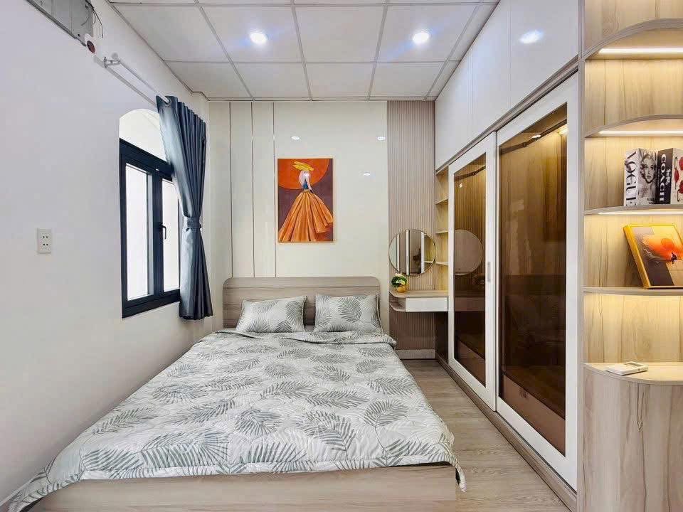 8đ có ngay nhà VŨ TÔNG PHAN, 40m2, x4tầng, gần oto, full nội thất, ở ngay.